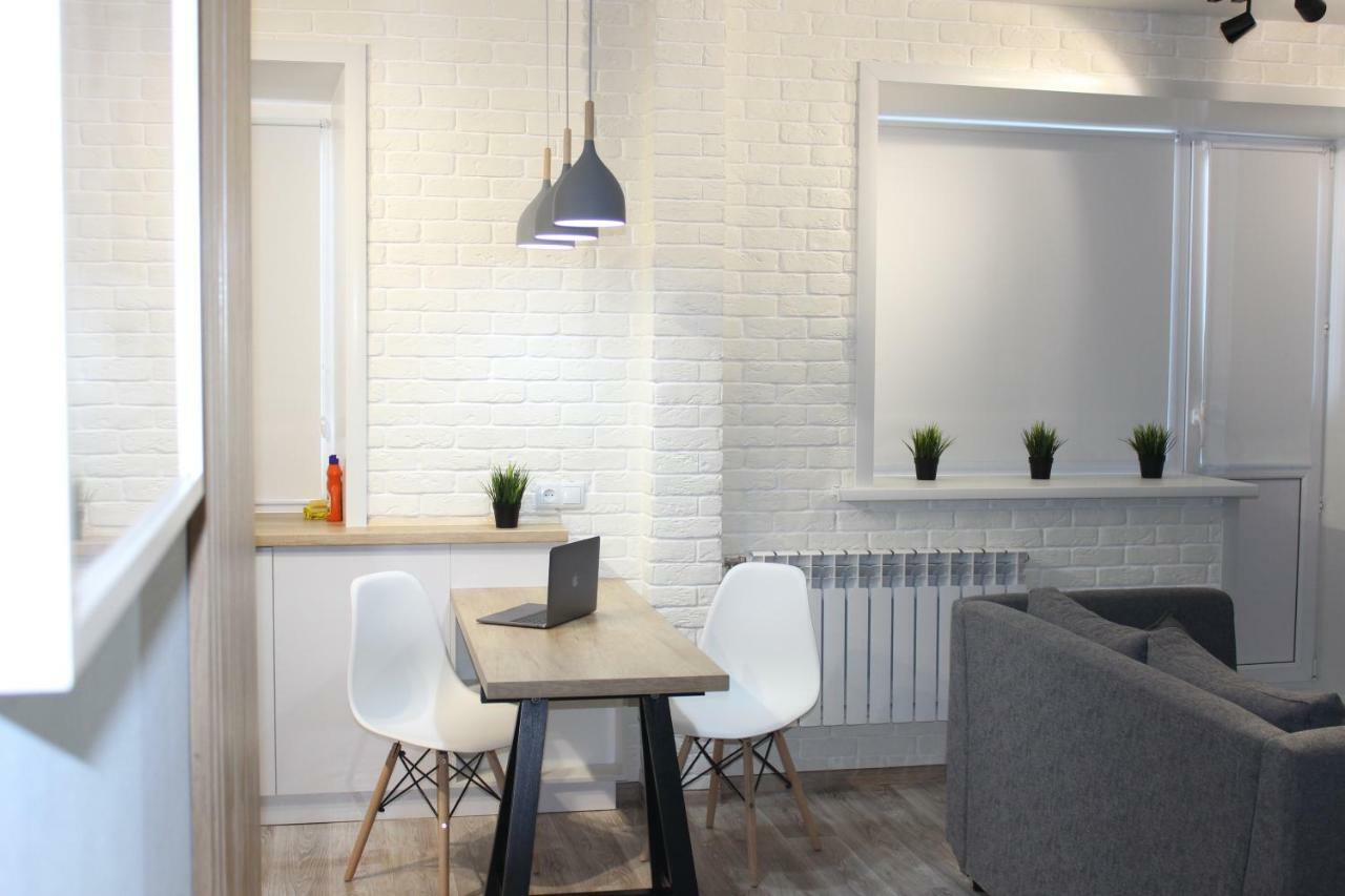 Ferienwohnung Студия "Loft" Pawlodar Exterior foto